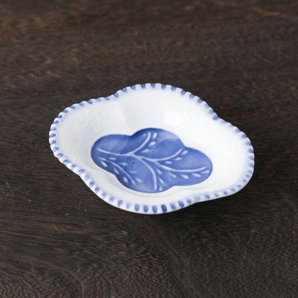 幸楽窯 染付木瓜型手塩皿 -ハレの日の食卓に！華やかな小皿 - スタイル