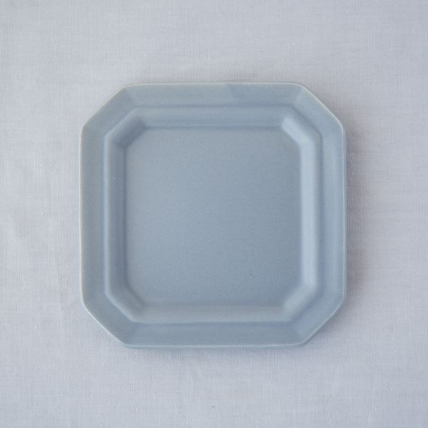 SAKUZAN/Sara スクエアプレート S -繊細な色で料理を引き立てる器