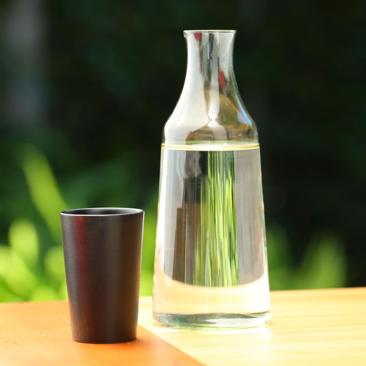 Urushito Glass/角徳利 黒拭漆