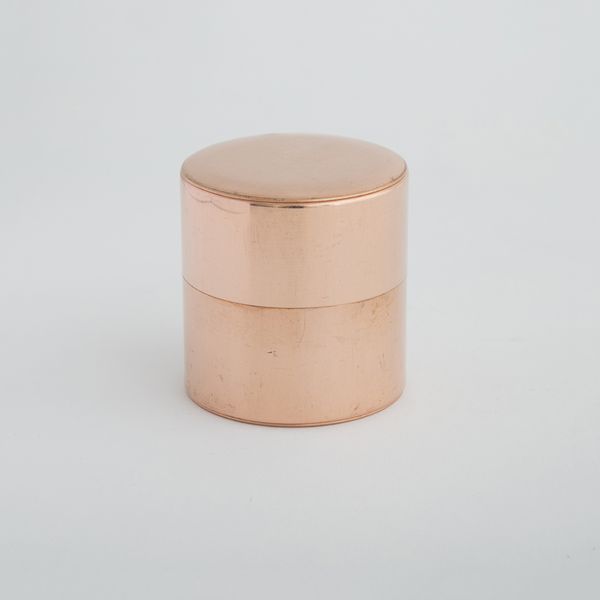 SyuRo/丸缶 銅 SS -時のうつろいを楽しみながら、暮らしを整える