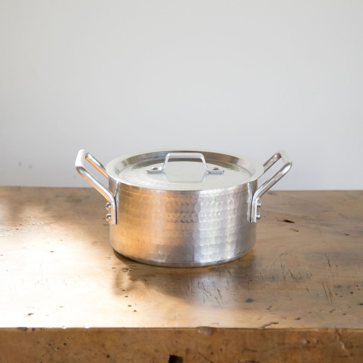 中村銅器製作所/アルミ特製両手シチュー鍋（蓋付き） 18cm