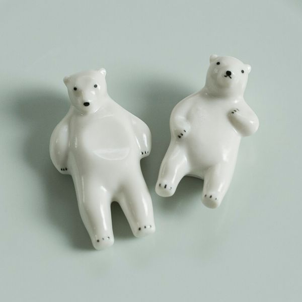 楽土/シロクマの熊五郎・熊吉 箸置き 2個セット -熊五郎と熊吉が健気に