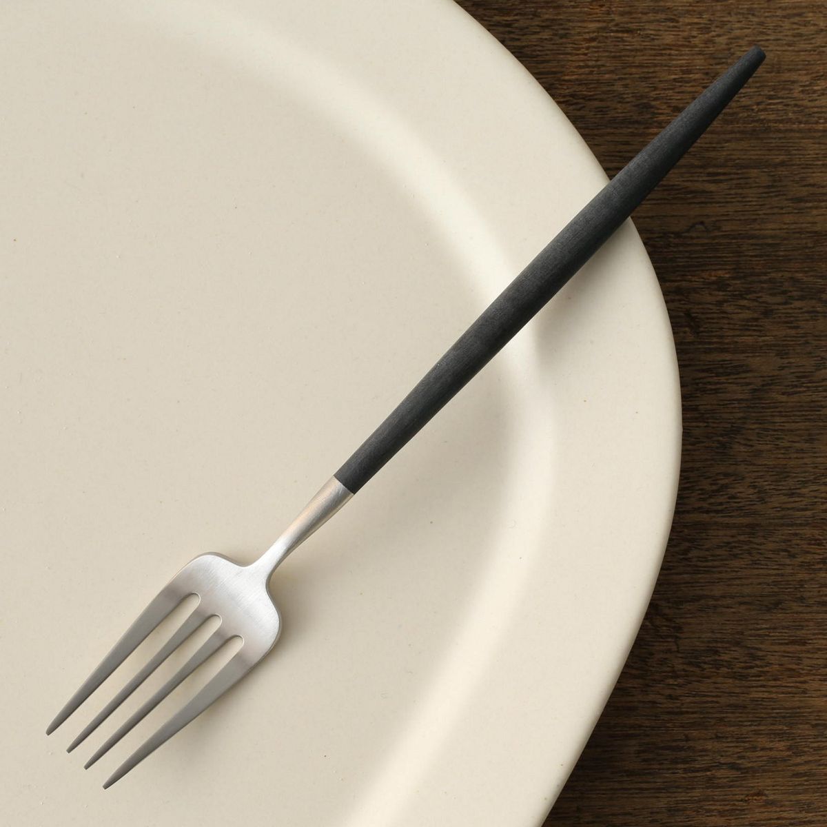 Cutipol/GOA デザートフォーク ブラック