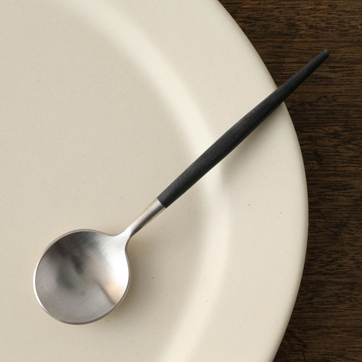 Cutipol/GOA ティースプーン ブラック
