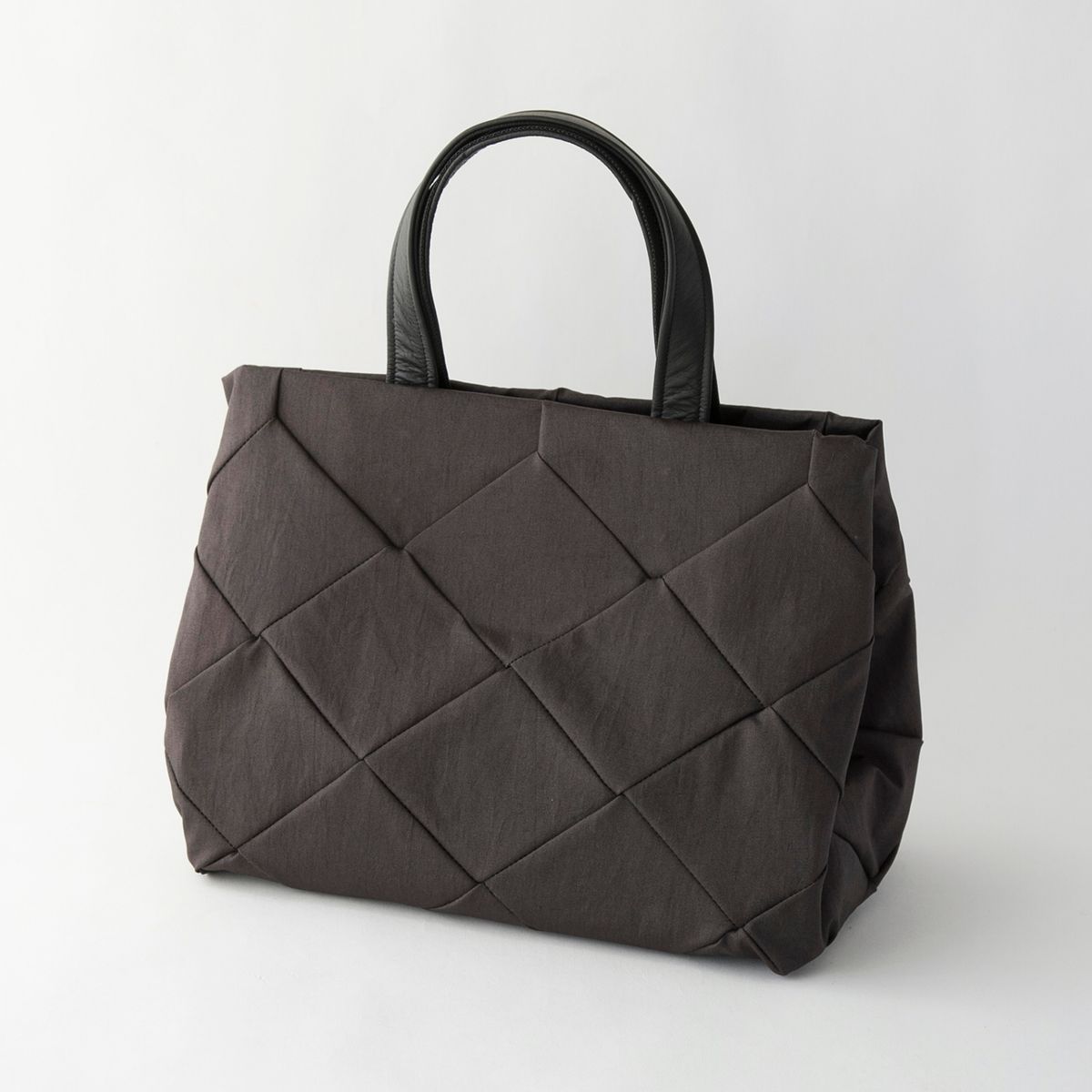 sunao/ハンドメイドバッグ Kaja ナイロン