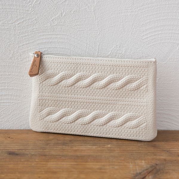 niknit/ニット柄型押しポーチ M