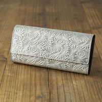 Neutral Gray/デイジーのギャルソン長財布