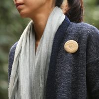 大桃沙織/スタイルストア限定ブローチ 50mm