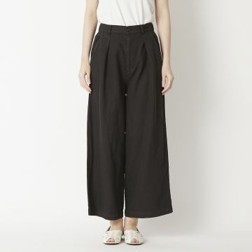 TUTIE./コットンリネンデニムタックワイドパンツ ブラック