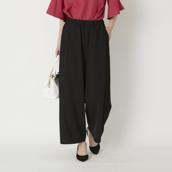 Kilka/洗えてシワになりにくいオールゴムワイドパンツ