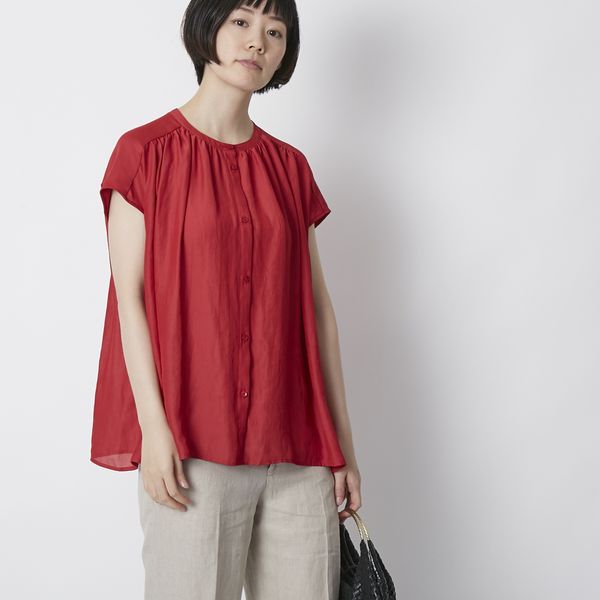 Kilka/着やせして見えるギャザーフレンチスリーブブラウス