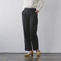 Kilka/洗えるウール混ストレートパンツ