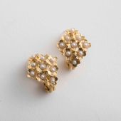 Ouca/小花パールイヤリング