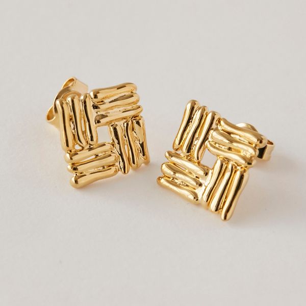 builderino/チェッカーピアス