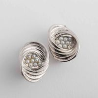 Ouca/ロジウムパールイヤリング