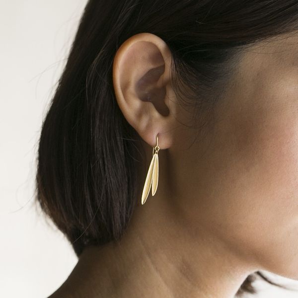 misa/オリーブ二葉ピアス/イヤリング