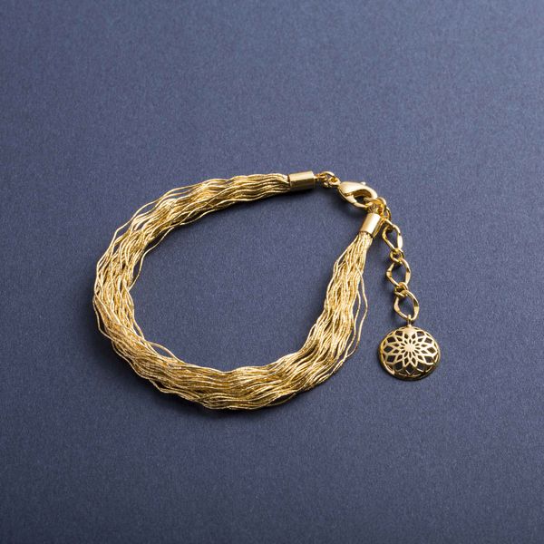 wanoiro/金糸ブレスレット -わずか3g！技術が詰め込まれた金銀糸の