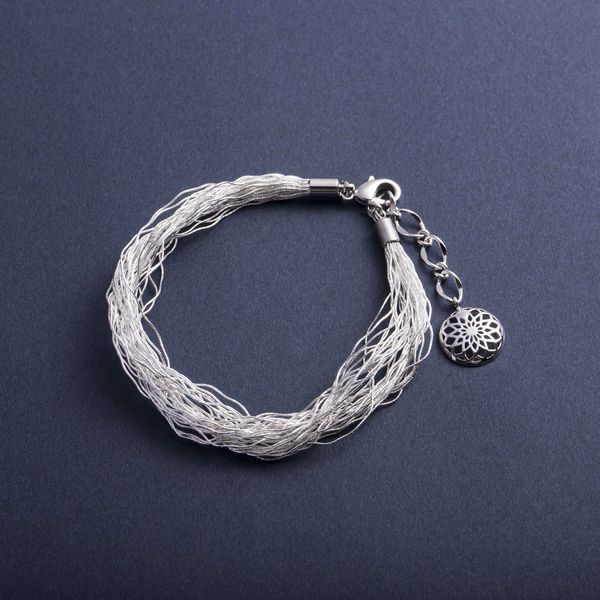 wanoiro/銀糸ブレスレット