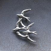 sasakihitomi/つばめのブローチ シルバー