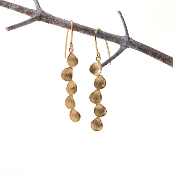 misa/cherry shell ピアス/イヤリング