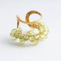 PLAFU/bloom gems earcuff　ペリドット