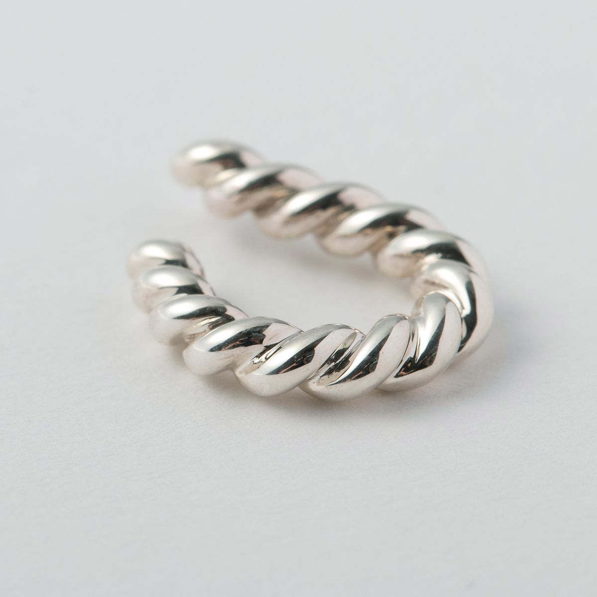 Philliamm/twist cuff L