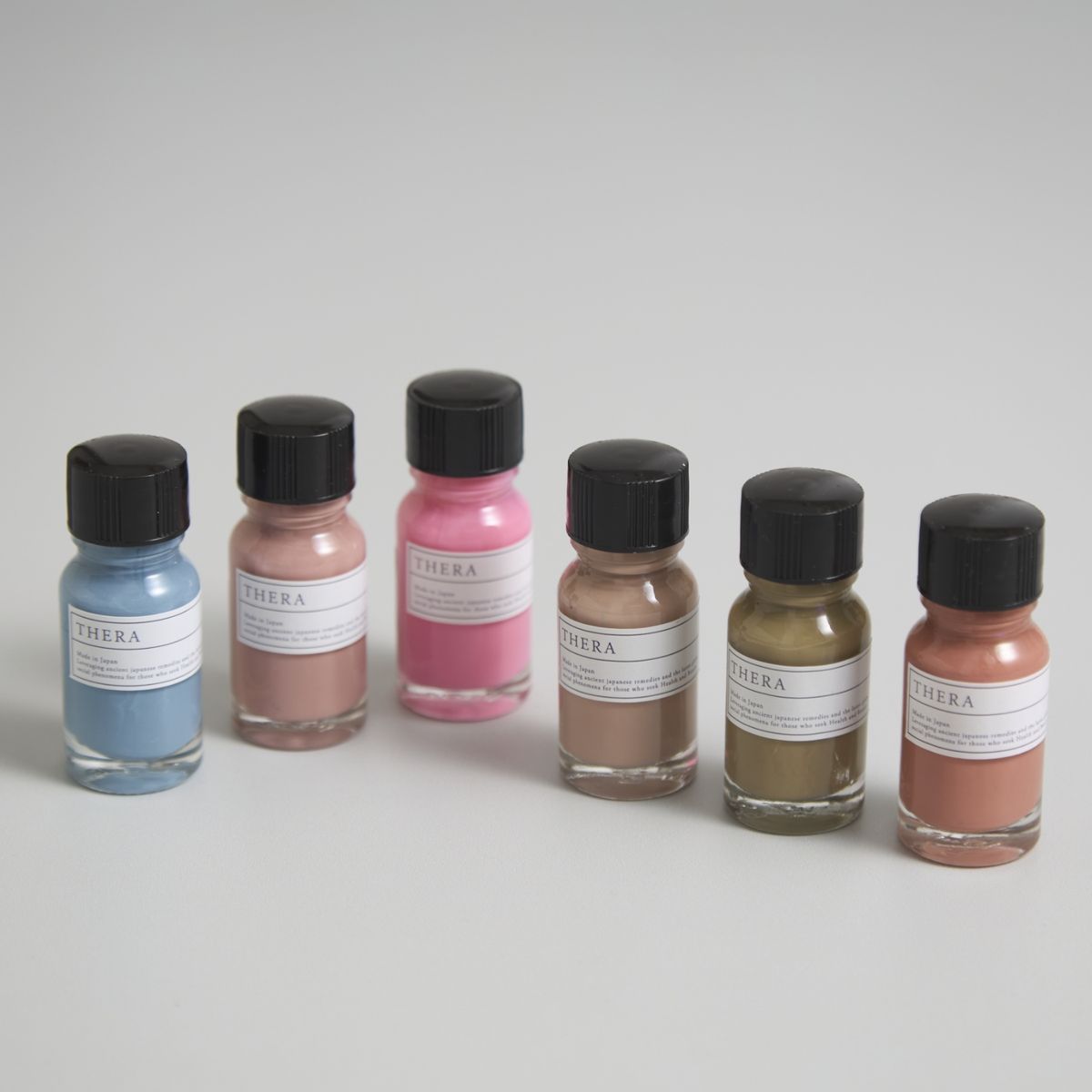 THERA/マニュアンドペディキュアコレクションズ