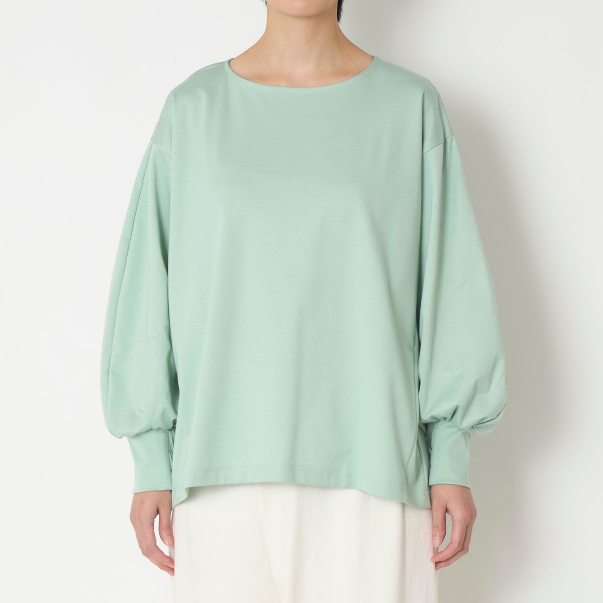 ミントグリーン