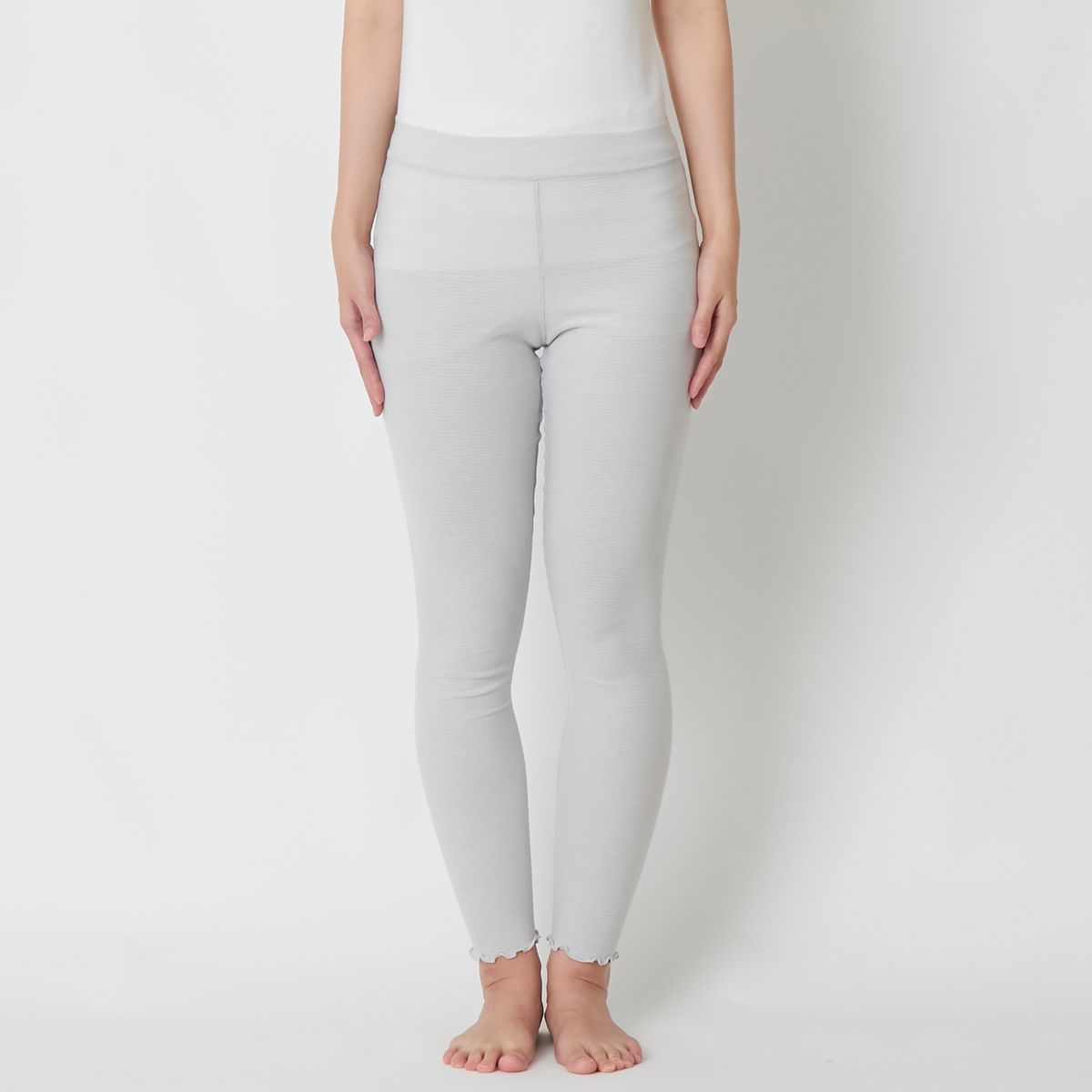 シルバーグレー