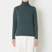 ao/なめらか天竺タートルネック