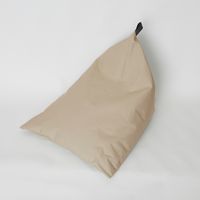 グレーベージュ