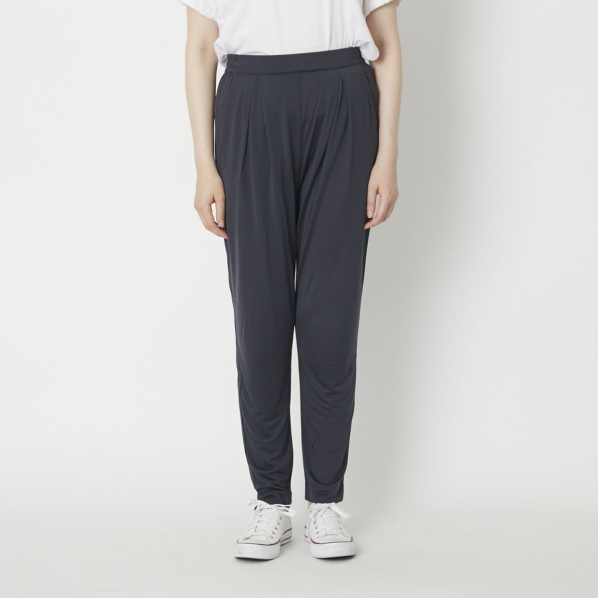 グレーネイビー