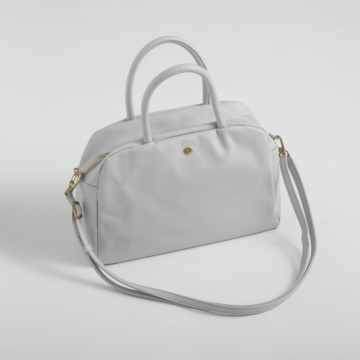 シルバーホワイト