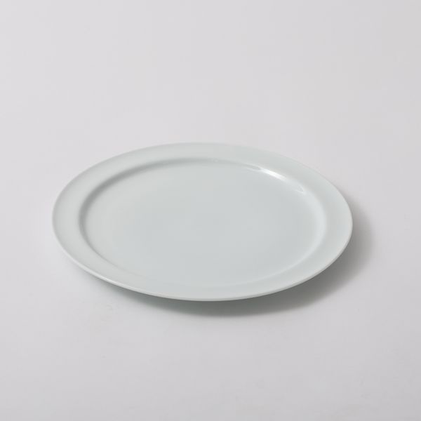 Luft/典型プレート 21cm -丈夫で気兼ねなく使える、作家物のような万能