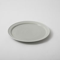 グレーホワイト