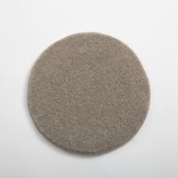 ライトベージュ