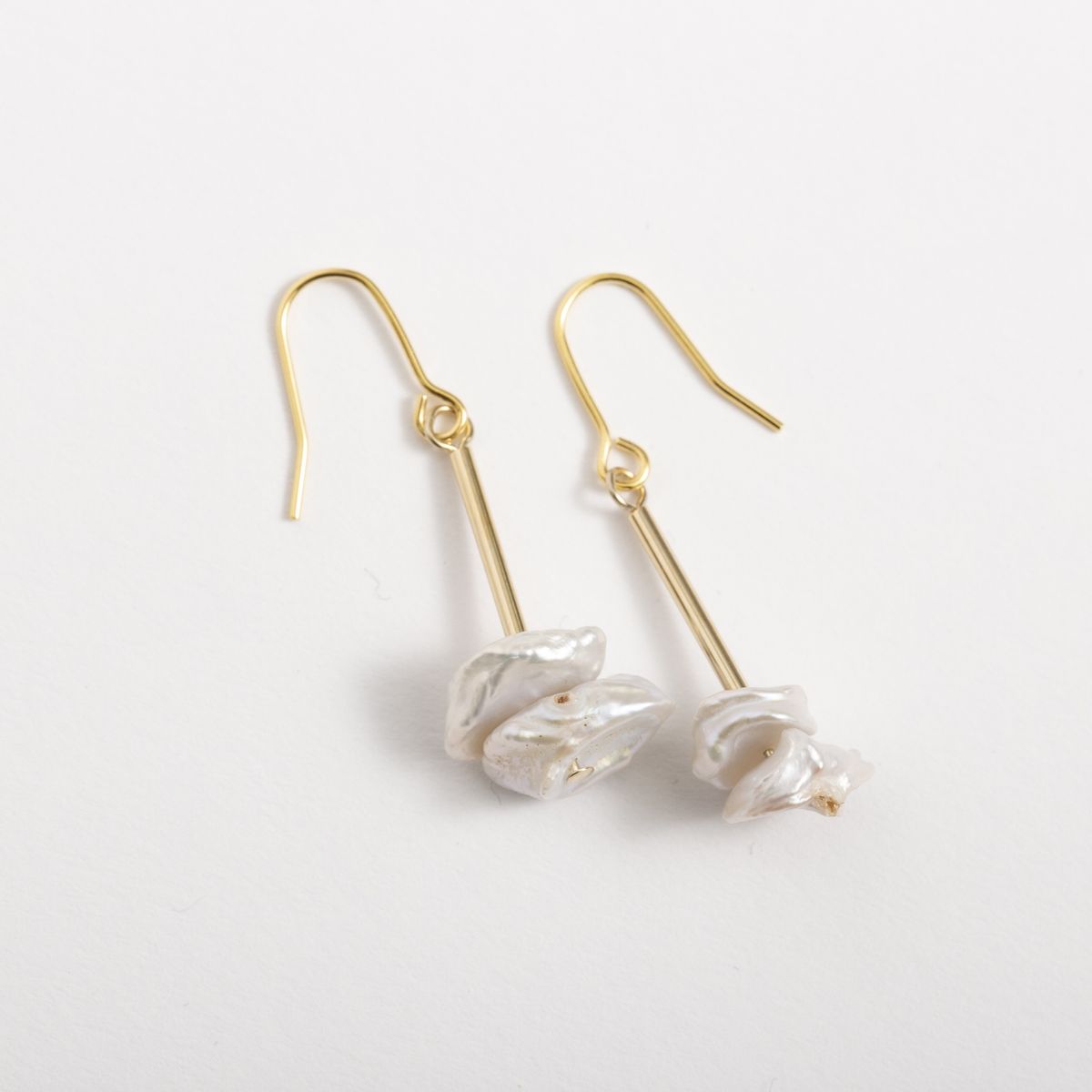 ピアス×ゴールド