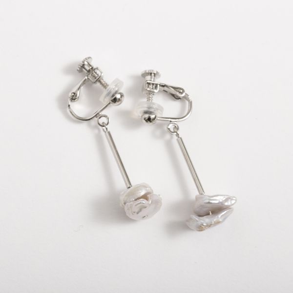 STELLA CIFFON/花びら淡水パールイヤリング/ピアス -【当店限定