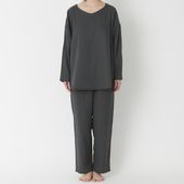 kinel/軽くて動きやすい和晒ガーゼパジャマ
