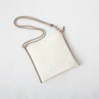 アイボリー×グレージュ