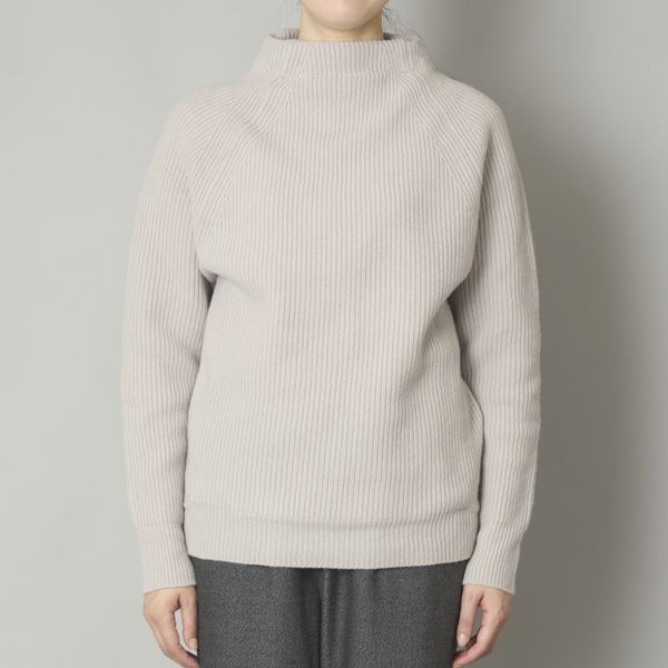 NARU/タスマニアラムウールボトルネックニット -軽くて暖かい！若々