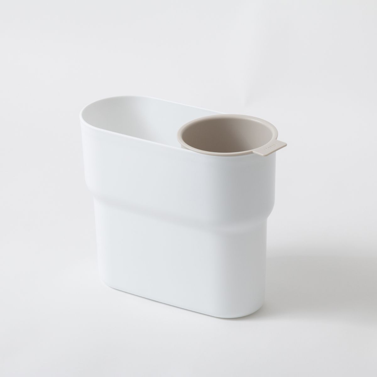 リッチホワイト/サンドホワイト