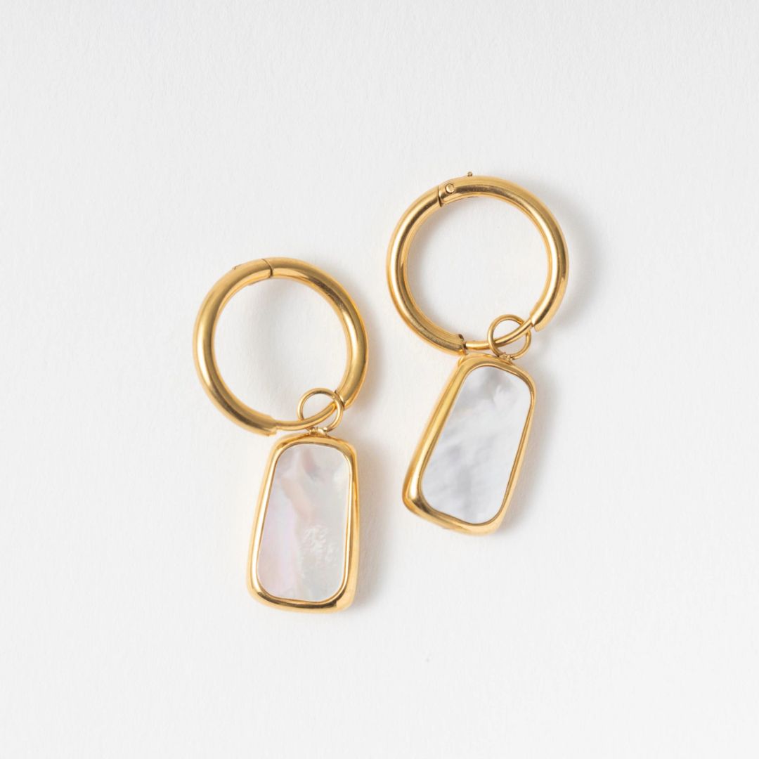 0910/mother of pearl stainless steel pierce -チャームが取り外せる 0910/mother of pearl stainless steel pierce -チャームが取り外せる