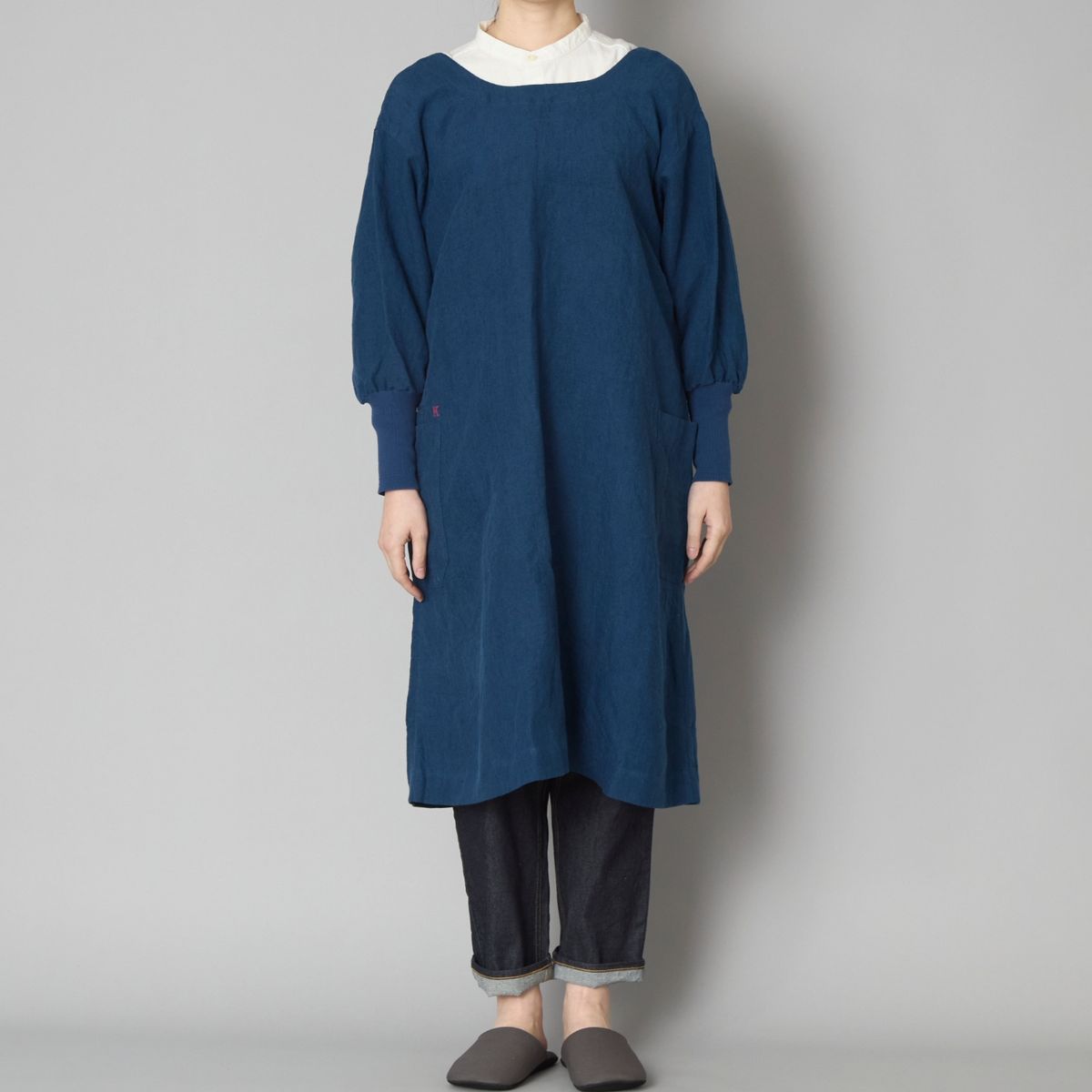 ネイビーブルー