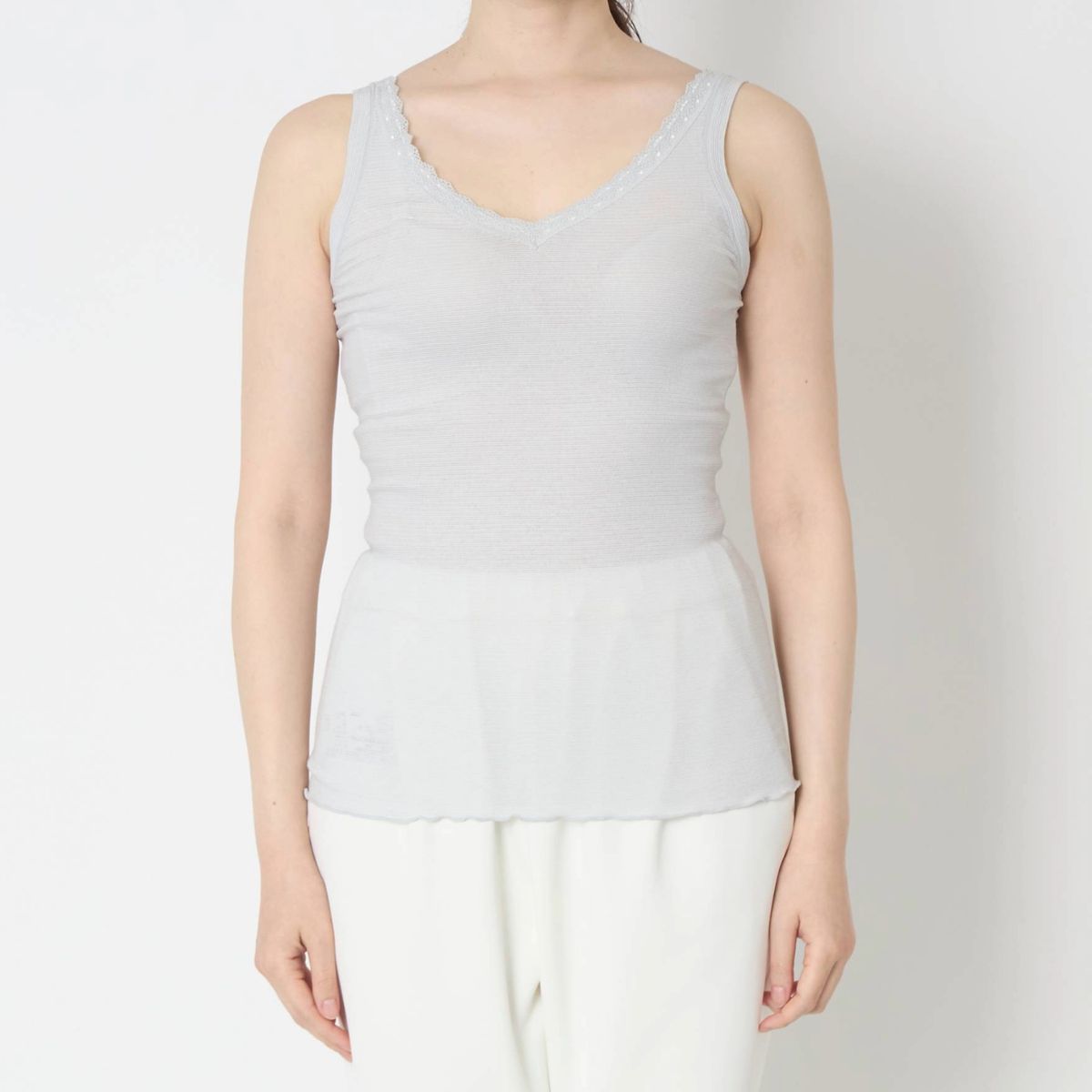 シルバーグレー