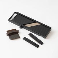 オールブラック