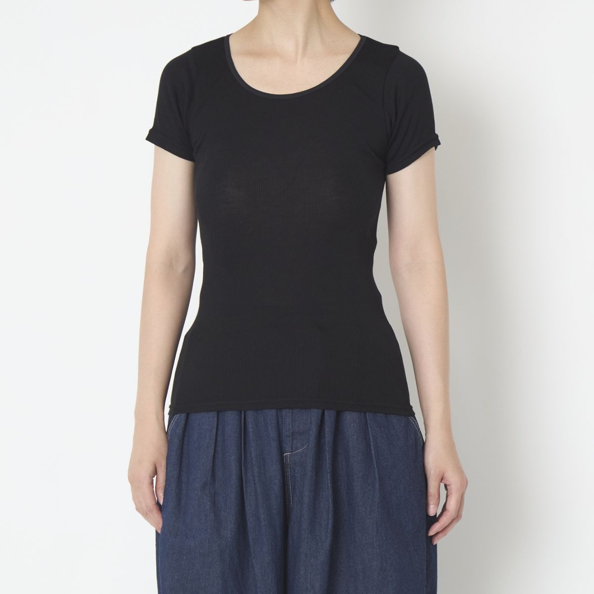 ピュアブラック