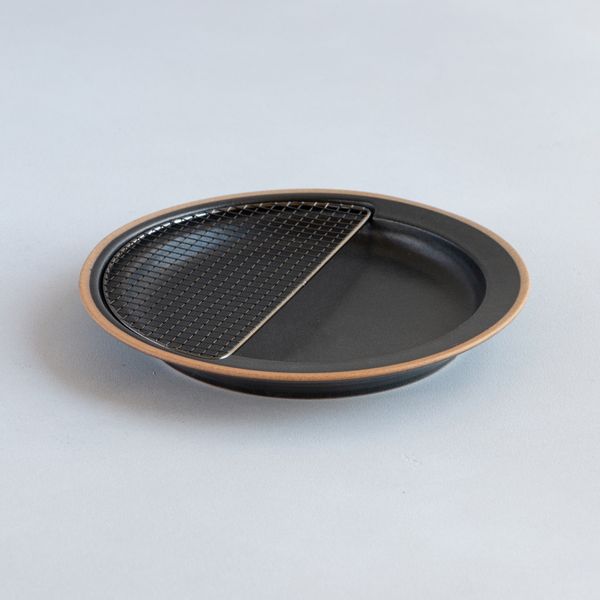 KIKIME/amime プレート半月 黒酸化網 -網付きだから揚物をカラッとした