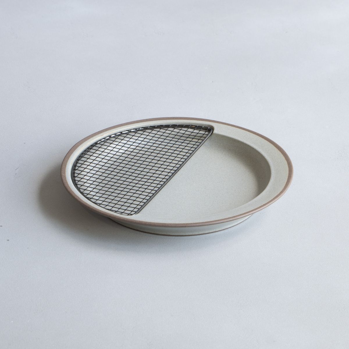 ライトグレー×黒酸化網