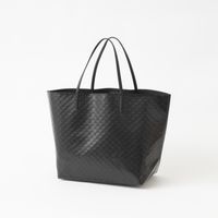 星の型押しブラック